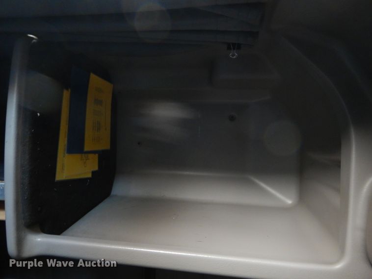 image for item DH3570 2005 Peterbilt 389 semi truck