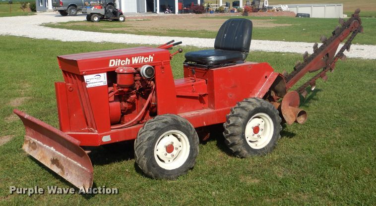 image for item DH6124 Ditch Witch J20 trencher
