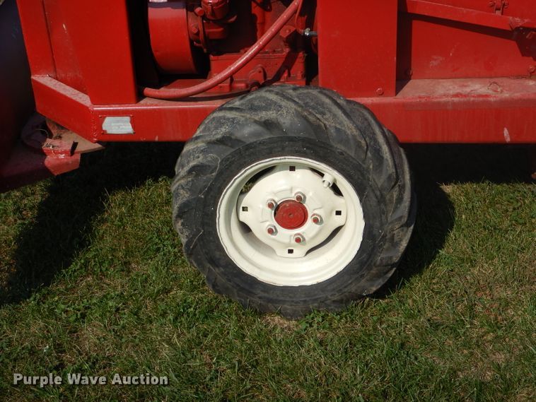 image for item DH6124 Ditch Witch J20 trencher