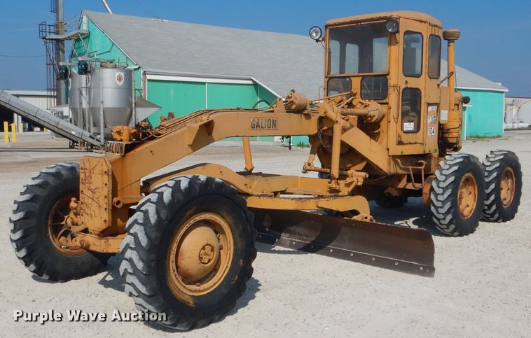 image for item DH6127 1962 Galion 104 rigid frame motor grader