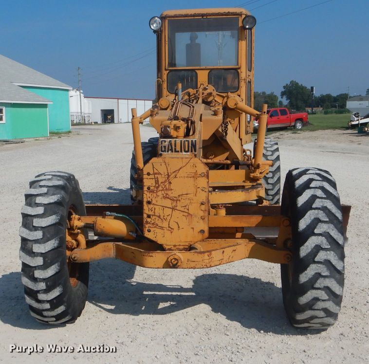 image for item DH6127 1962 Galion 104 rigid frame motor grader