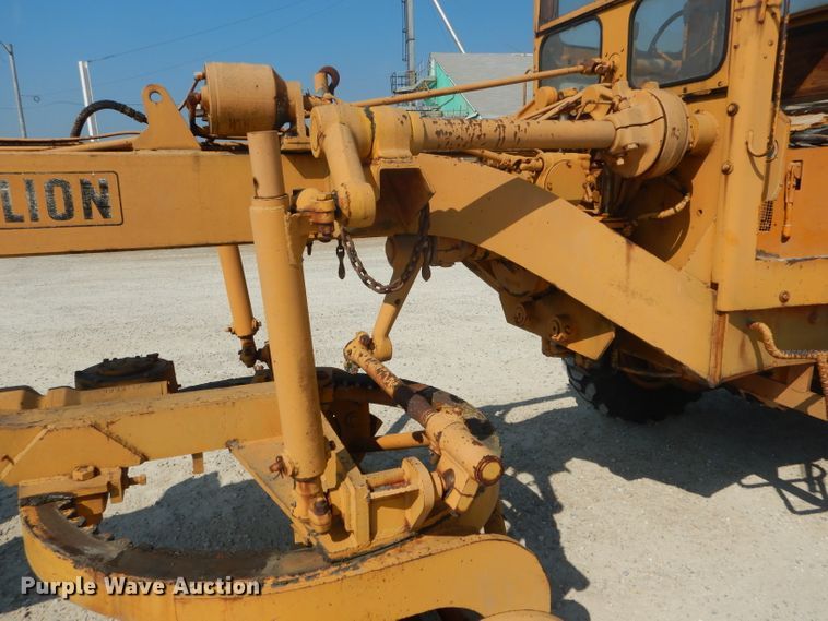 image for item DH6127 1962 Galion 104 rigid frame motor grader