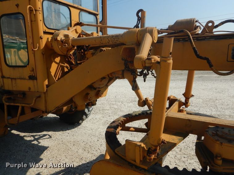 image for item DH6127 1962 Galion 104 rigid frame motor grader