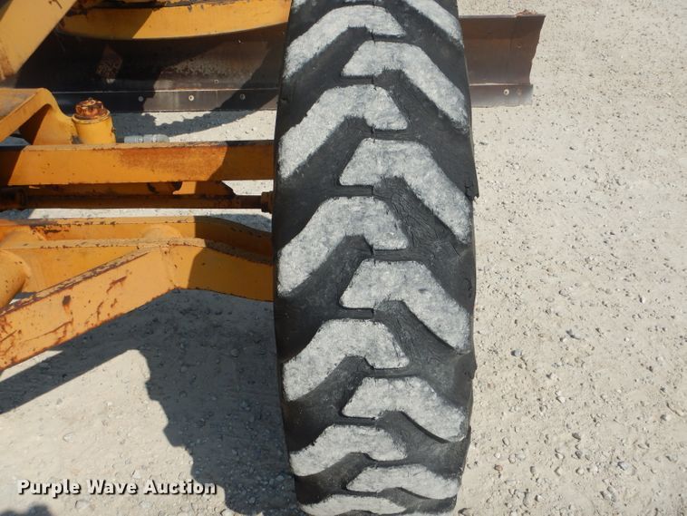 image for item DH6127 1962 Galion 104 rigid frame motor grader