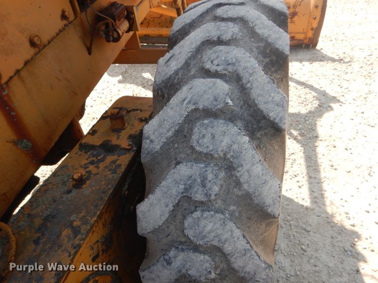 image for item DH6127 1962 Galion 104 rigid frame motor grader