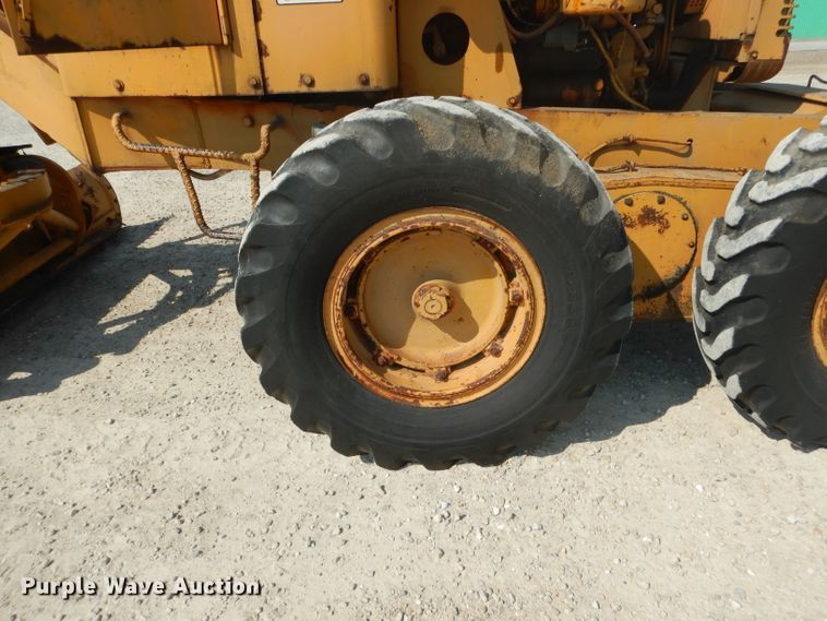 image for item DH6127 1962 Galion 104 rigid frame motor grader