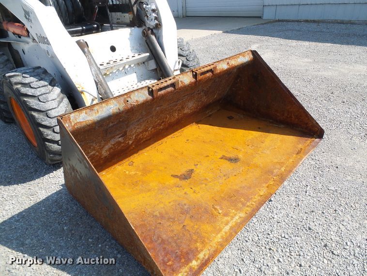 image for item DI0623 2004 Bobcat S250 skid steer