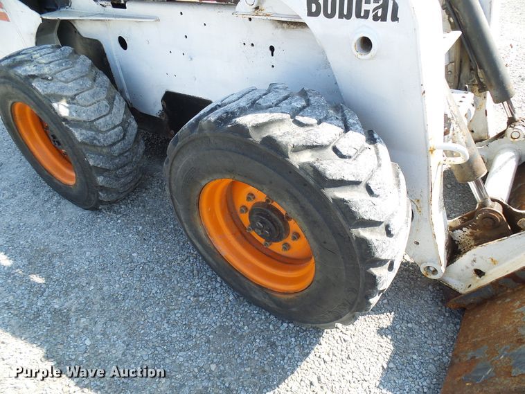 image for item DI0623 2004 Bobcat S250 skid steer