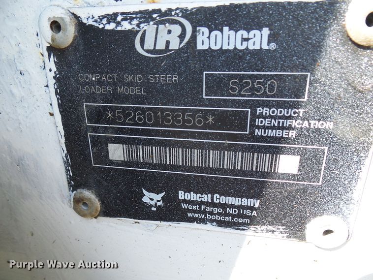 image for item DI0623 2004 Bobcat S250 skid steer