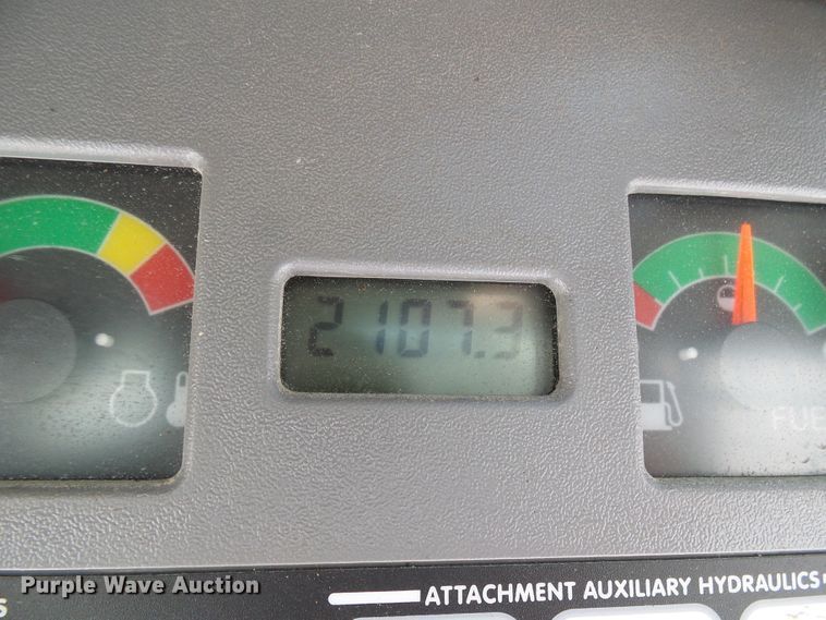 image for item DI0623 2004 Bobcat S250 skid steer