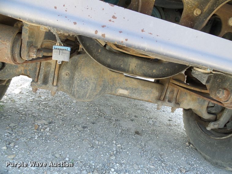 image for item DI0658 2007 International 7400 digger derrick truck