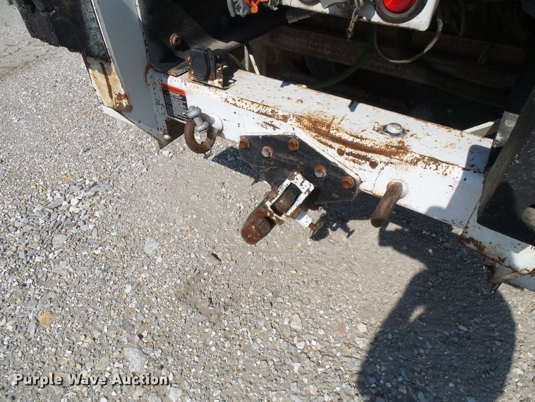 image for item DI0658 2007 International 7400 digger derrick truck