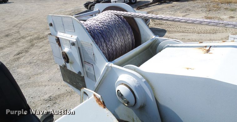 image for item DI0658 2007 International 7400 digger derrick truck