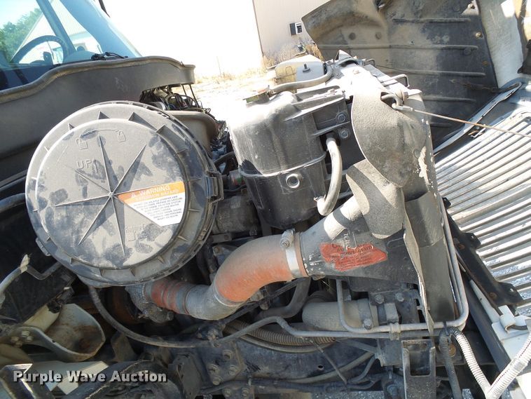 image for item DI0658 2007 International 7400 digger derrick truck