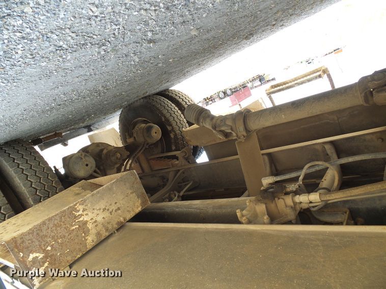 image for item DI0658 2007 International 7400 digger derrick truck