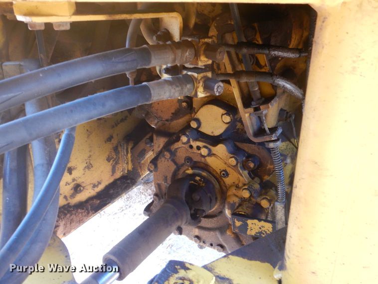 image for item DI2315 2001 Komatsu WA250-3MC wheel loader