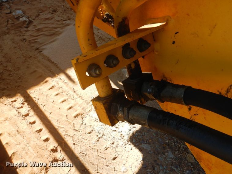 image for item DI2315 2001 Komatsu WA250-3MC wheel loader