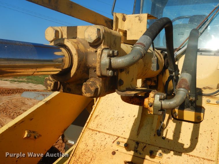 image for item DI2315 2001 Komatsu WA250-3MC wheel loader