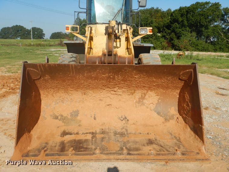 image for item DI2315 2001 Komatsu WA250-3MC wheel loader