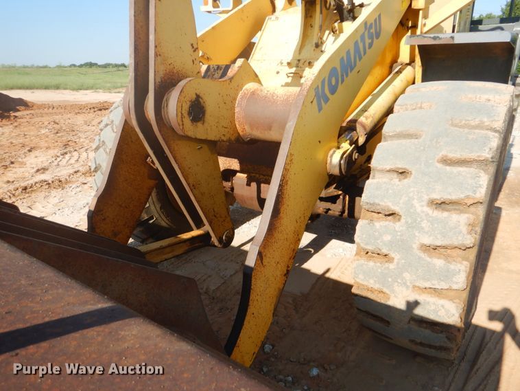 image for item DI2315 2001 Komatsu WA250-3MC wheel loader