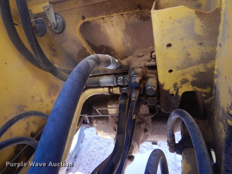 image for item DI2315 2001 Komatsu WA250-3MC wheel loader