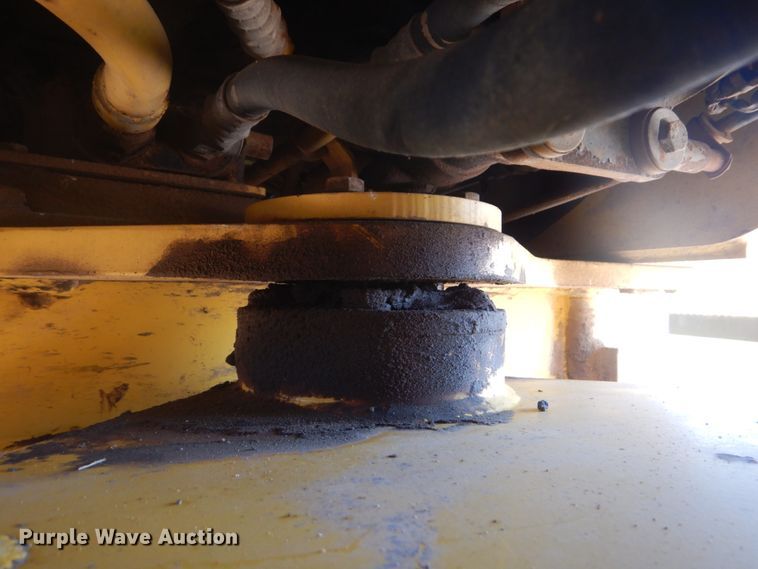 image for item DI2315 2001 Komatsu WA250-3MC wheel loader