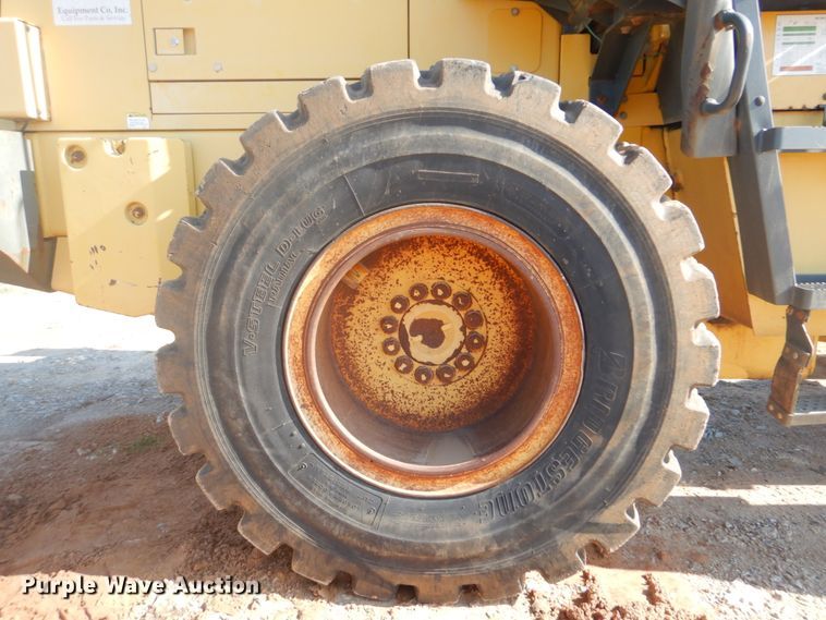 image for item DI2315 2001 Komatsu WA250-3MC wheel loader