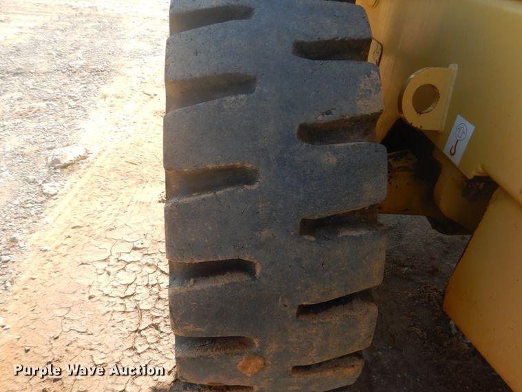 image for item DI2315 2001 Komatsu WA250-3MC wheel loader