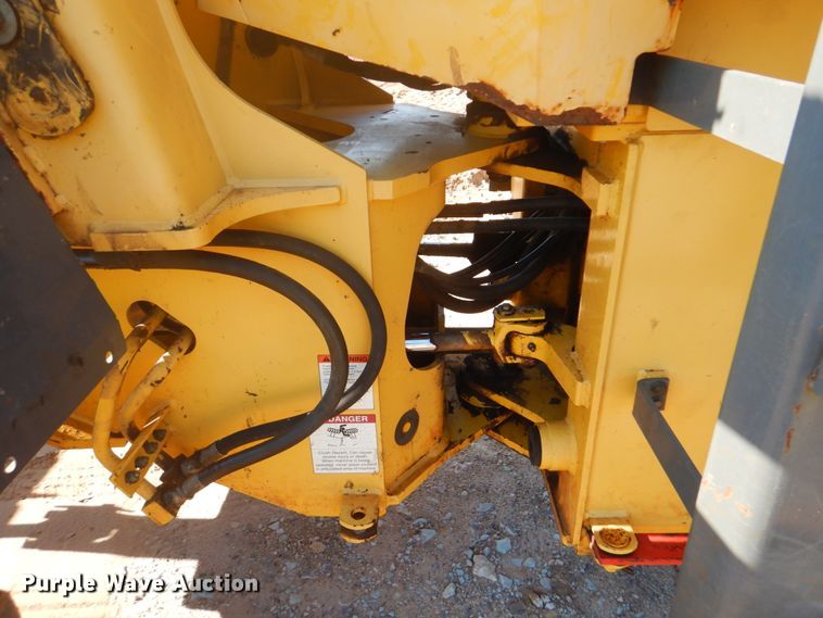 image for item DI2315 2001 Komatsu WA250-3MC wheel loader