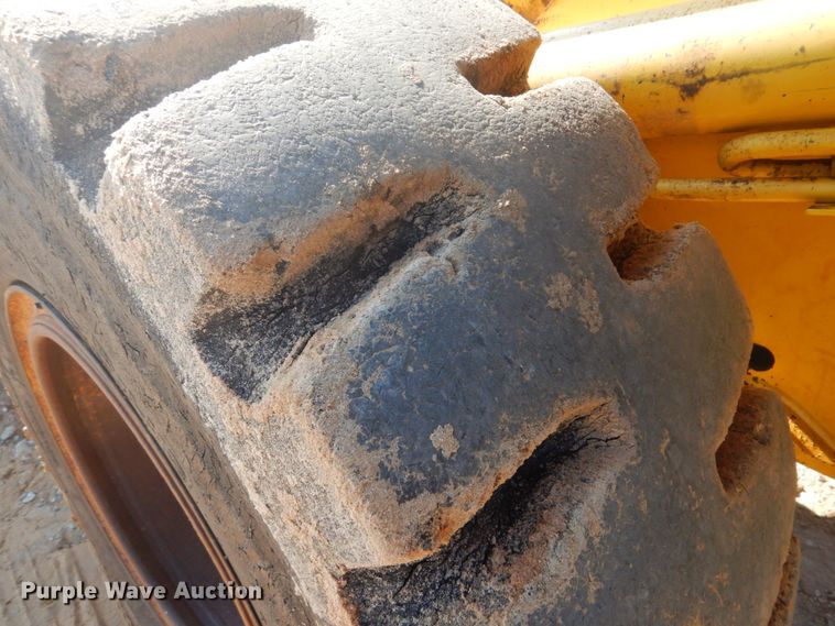 image for item DI2315 2001 Komatsu WA250-3MC wheel loader