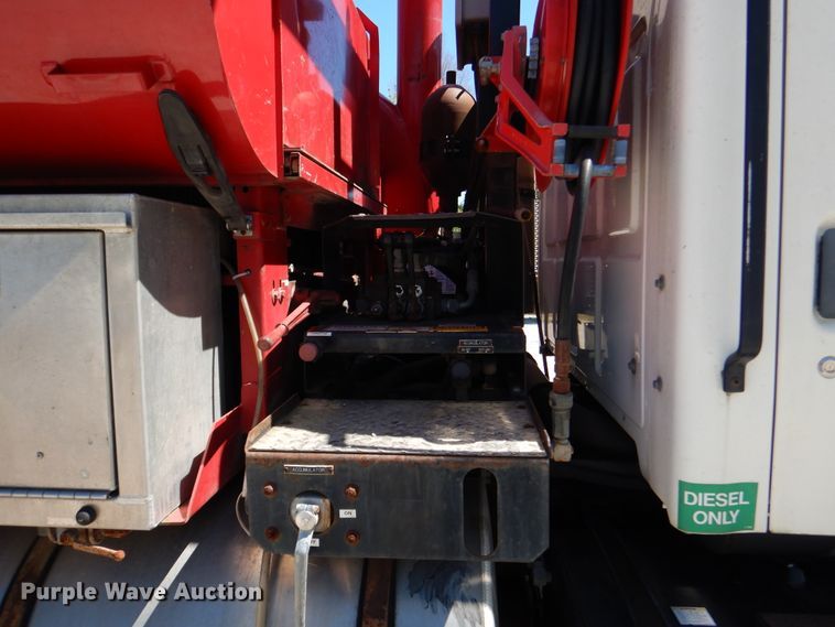 image for item EK9056 1997 Ford L8501 sewer rodder truck