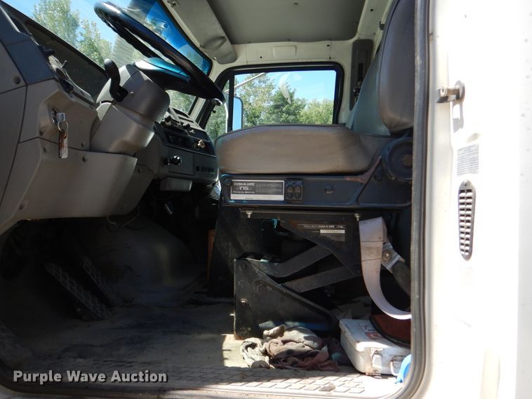 image for item EK9056 1997 Ford L8501 sewer rodder truck