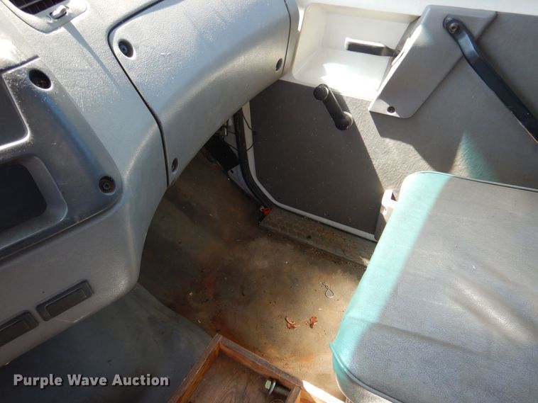 image for item EK9056 1997 Ford L8501 sewer rodder truck