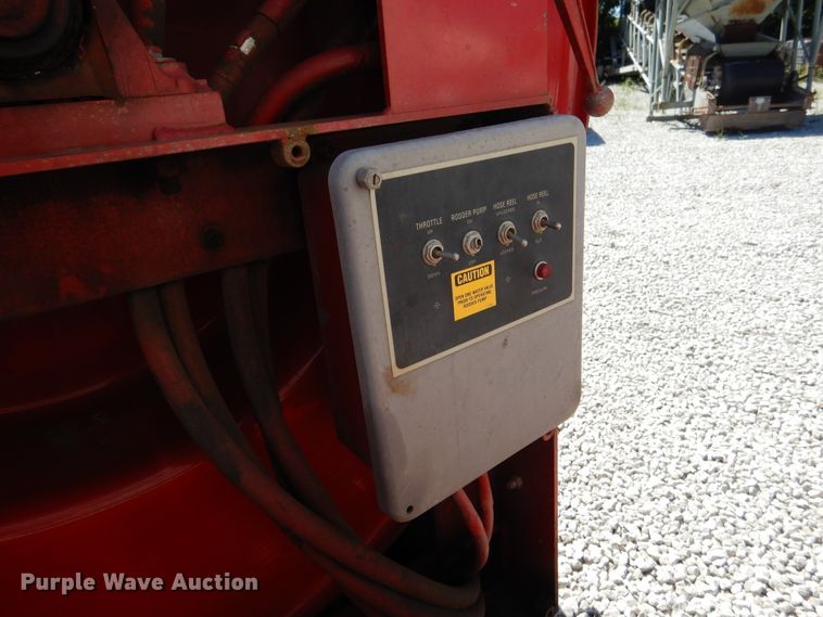 image for item EK9056 1997 Ford L8501 sewer rodder truck