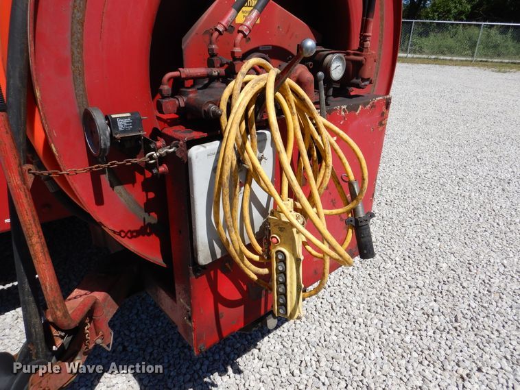 image for item EK9056 1997 Ford L8501 sewer rodder truck