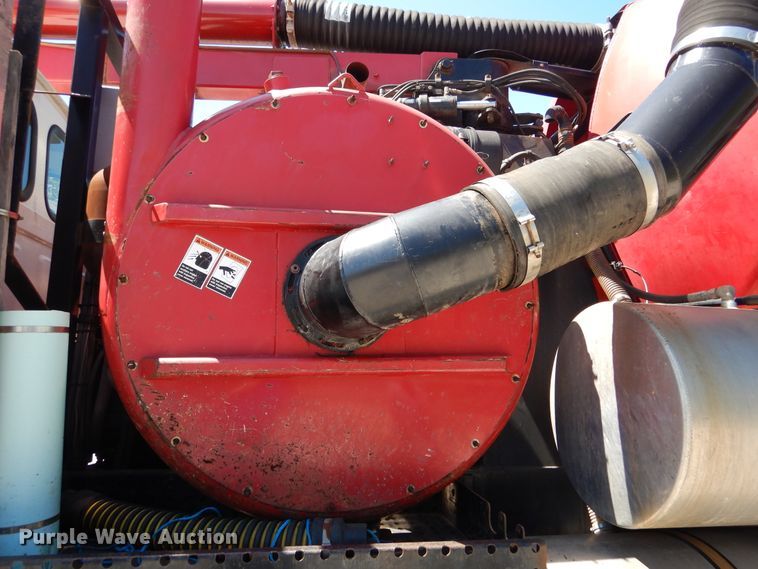 image for item EK9056 1997 Ford L8501 sewer rodder truck