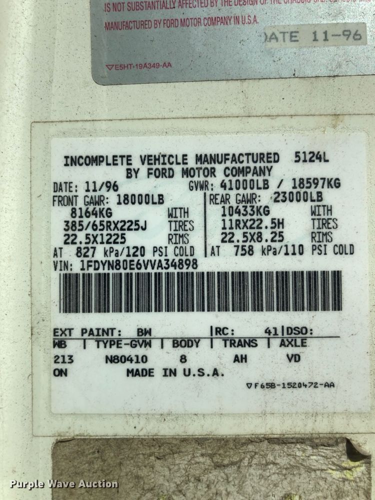 image for item EK9056 1997 Ford L8501 sewer rodder truck