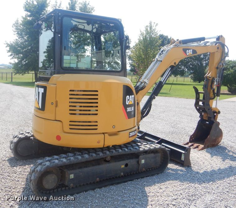 image for item FC9915 2014 Caterpillar 303.5E mini excavator