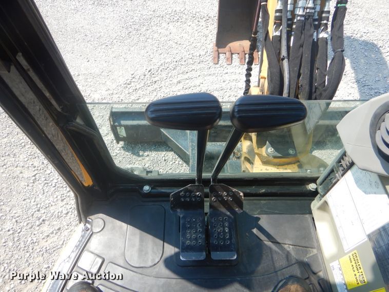 image for item FC9915 2014 Caterpillar 303.5E mini excavator