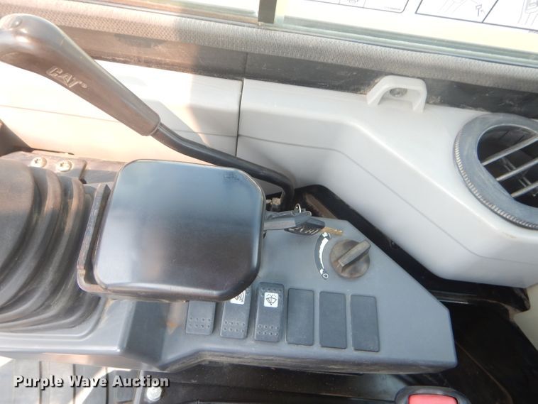 image for item FC9915 2014 Caterpillar 303.5E mini excavator