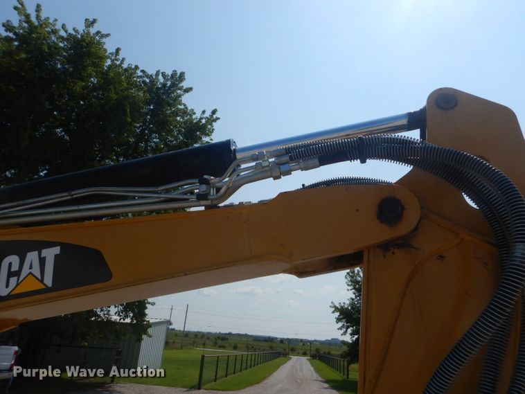 image for item FC9915 2014 Caterpillar 303.5E mini excavator