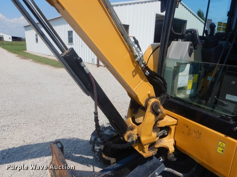 image for item FC9915 2014 Caterpillar 303.5E mini excavator
