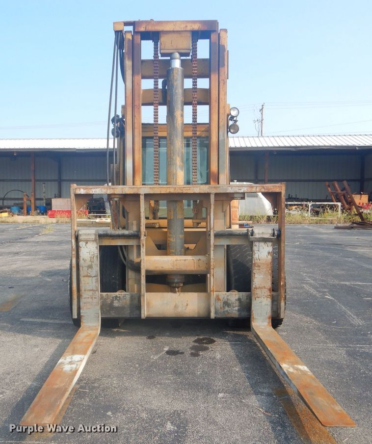 image for item FC9920 Hyster Challenger 225 forklift