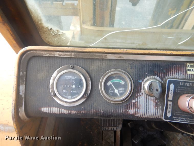 image for item FC9920 Hyster Challenger 225 forklift