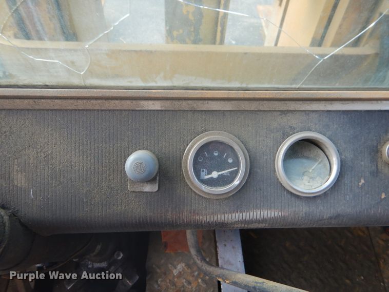 image for item FC9920 Hyster Challenger 225 forklift