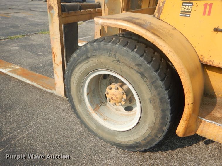 image for item FC9920 Hyster Challenger 225 forklift