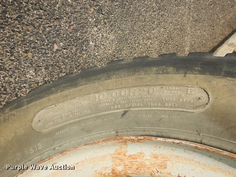 image for item FC9920 Hyster Challenger 225 forklift