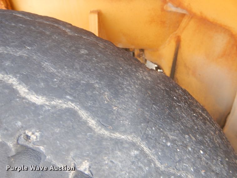 image for item FC9920 Hyster Challenger 225 forklift