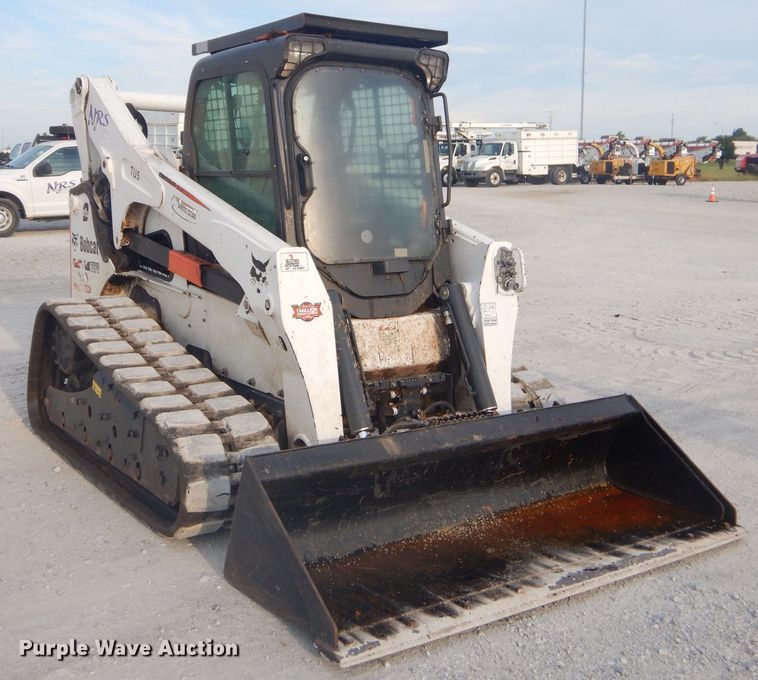 image for item FC9928 2015 Bobcat T870 skid steer