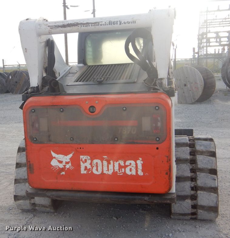 image for item FC9928 2015 Bobcat T870 skid steer